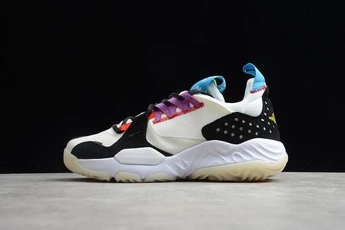 320CT1003100JORDAN DELTA SP WHITEBLACKPURPLEWOMAN3639MAN4045