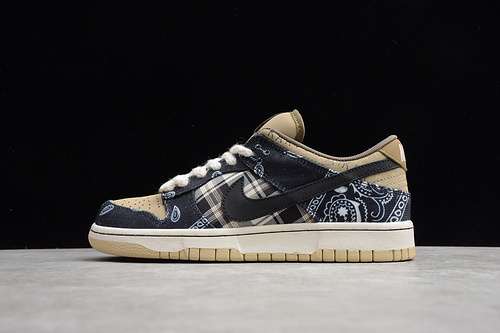 430CT5053001SB DUNK LOW TRAVIS SCOTT BLACKPARACHUTE BEIGEPETRA BROWN