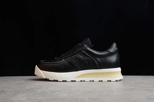 580LV ARCHLIGHT SNEAKERS BLACKWHITEGOLDMAN3844