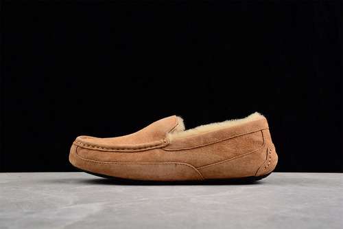 320UGG SLIPON PEAS SHOES MAROONMAROONMAROONMAN3945