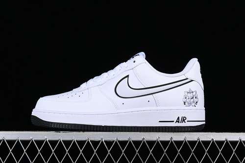 300KK1256657AIR FORCE 1 07 BLACKWHITEWOMAN3639MAN4045
