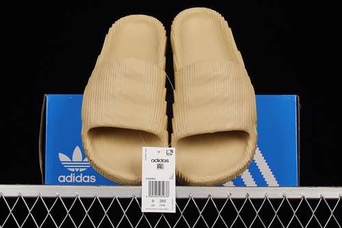 220GX6945ADILETTE 22 SLIDES DESERT SANDDESERT SANDDESERT SANDWOMAN3639MAN4046