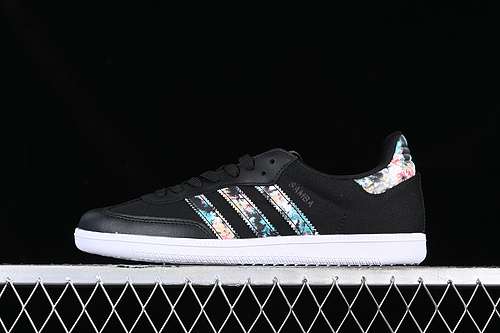 220GZ7040WB SAMBA WHITEBLACKBLUEWOMAN3639MAN4045