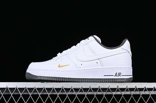 300DD1225008AIR FORCE 1 07 LOW WHITEBLACKGOLDWOMAN3639MAN4045