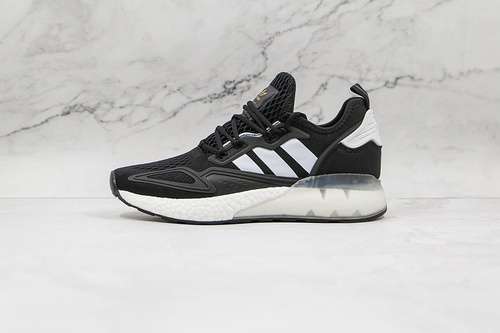 320H00102ZX 2K BOOST SHOES CORE BLACKCLOUD WHITEGOLD METALLICWOMAN3639MAN4045