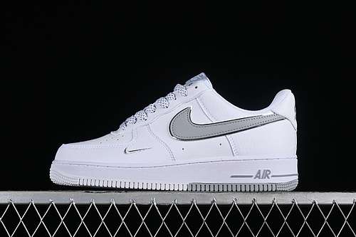 300CW2288111AIR FORCE 1 07 LOW WHITEGREYSILVERWOMAN3639MAN4045