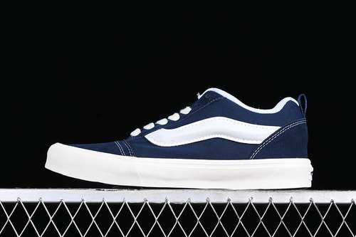 230VN0009QCBLEVANS CLASSICS KNU SKOOL WHITEBLUEWOMAN3539MAN4045