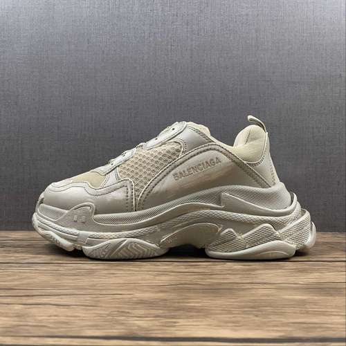 550BALENCIAGA TRIPLE S SNEAKERS BEIGEBEIGEBEIGEWOMAN3539MAN4046