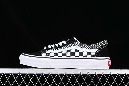230VN0A38G1Q9BVANS OLD SKOOL WHITEBLACKGREYWOMAN3539MAN4044