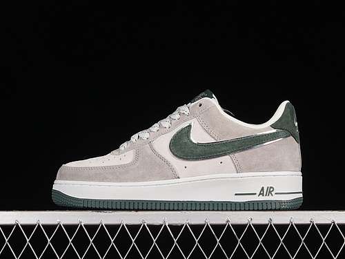 340DF3966723AKIRA AIR FORCE 1 07 LOW WHITEGREYGREENWOMAN3639MAN4045