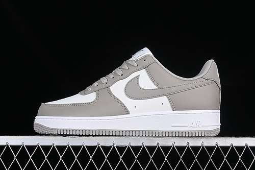 320CW2288111AIR FORCE 1 07 LOW GREYWHITEWOMAN3639MAN4045