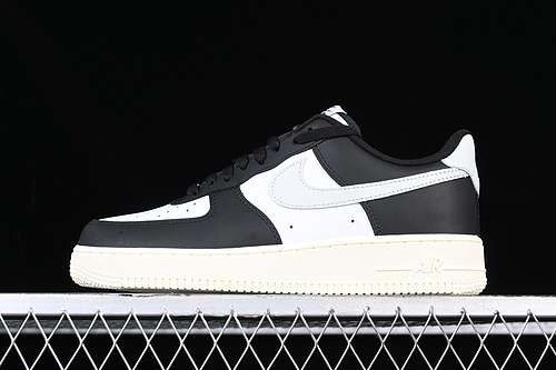 280FQ6848101AIR FORCE 1 07 LOW WHITEBLACKGREYWOMAN35539MAN4045