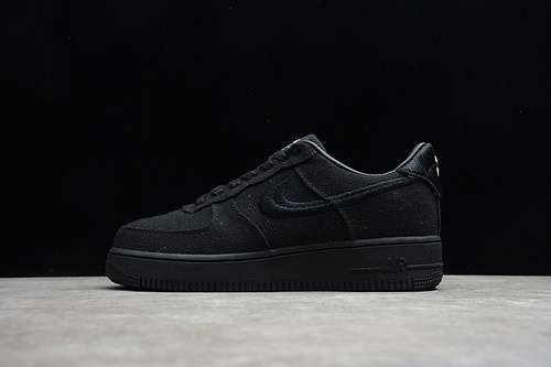 360CZ9084001STUSSY X AIR FORCE 1 LOW BLACKBLACKBLACKWOMAN3639MAN4045