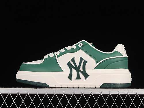 2803ASXCLB3N50GNSMLB CHUNKY LINER WHITEGREENWOMAN3539MAN4045