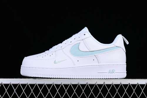 300FB8971600AIR FORCE 1 07 LOW CUT OUT WHITEBLUEWOMAN3639MAN4045