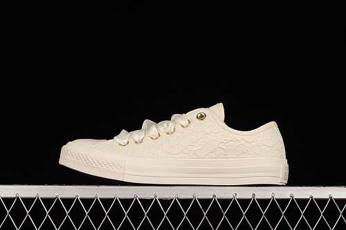 250A01776CCHUCK TAYLOR ALL STAR CREAM WHITECREAM WHITECREAM WHITEUNISEX3544
