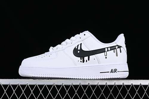 300CW2288006AIR FORCE 1 07 LOW WHITEBLACKWOMAN3639MAN4045