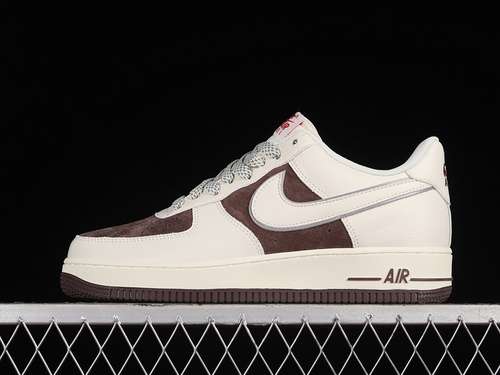 340DU0820216AKIRA X AIR FORCE 1 LOW 07 MILKCAFEWHITEWOMAN3639MAN4045