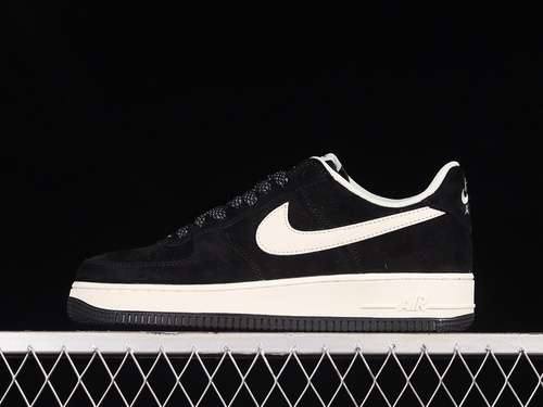 320DJ3911001AIR FORCE 1 LOW BLACKBLACKWHITEWOMAN3639MAN4045