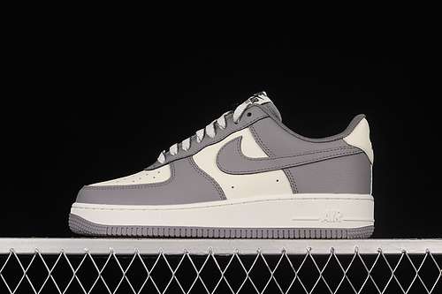 280DY2351100AIR FORCE 1 07 LOW BEIGESMOKE GREYBEIGEWOMAN35539MAN4045