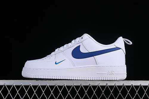300HF3836100AIR FORCE 1 07 LOW WHITEBLUEWOMAN3639MAN4045