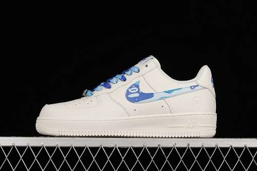 340AA1356116AIR FORCE 1 LOW 07 WHITEBEIGEBLUEWOMAN3639MAN4045