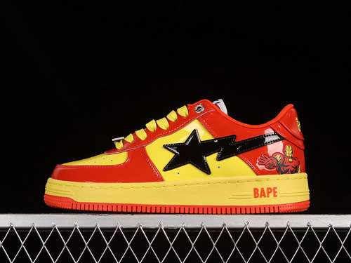 450MARVEL X BAPE STA TOKYO SNEAKERS REDYELLOWBLACKWOMAN3639MAN4046