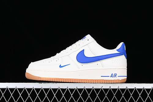 320WA0531302AIR FORCE 1 07 LOW WHITEBLUEBROWNWOMAN3639MAN4045