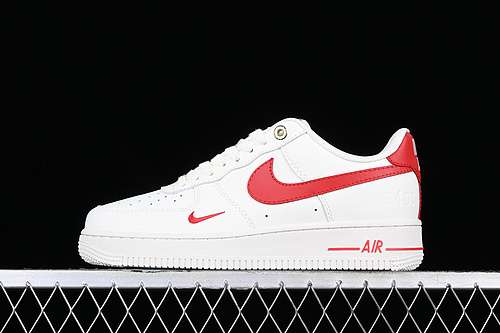 300DQ7658107AIR FORCE 1 07 LOW WHITEREDWOMAN3639MAN4045
