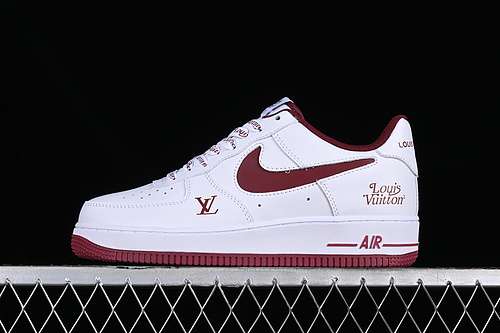 340LV1898832LOUIS VUITTON AIR FORCE 1 07 LOW REDWHITEWOMAN3639MAN4045