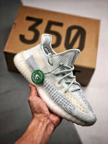 530FW5317H12 YEEZY BOOST 350 V2 WHITECLOUD WHITE REFLECTIVEUNISEX3646