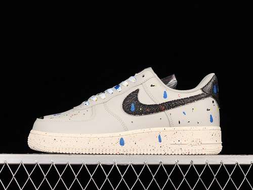 340CZ0339001AIR FORCE 1 LOW 07 LV8 PAINT SPLATTER LIGHT BONEBLACKSAILUNISEX3645