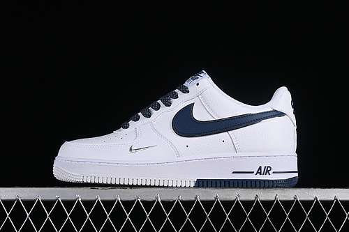 300CW2288111AIR FORCE 1 07 LOW WHITEBLUEWOMAN3639MAN4045