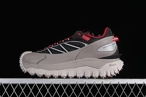 530M00100M2058MONCLER TRAILGRIP GTX BLACKREDBROWNWOMAN3639MAN4046