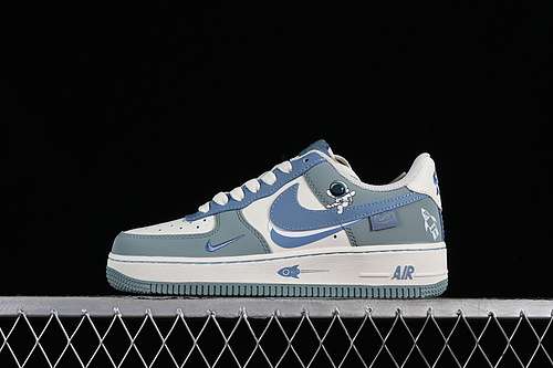 320DB3301711AIR FORCE 1 07 LOW STAR TOURS WHITEBLUEWOMAN3639MAN4045