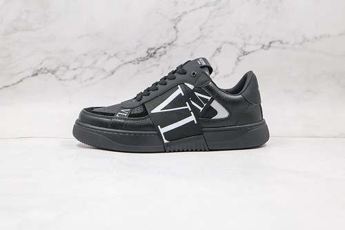 470VALENTINO GARAVANI SHOES BLACKBLACKWHITEMAN3945