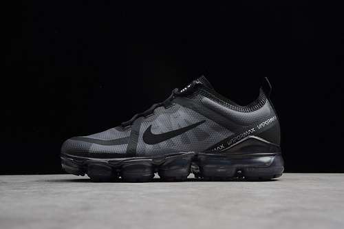 AR6631004VAPORMAX 2019 TRIPLE BLACKBLACKBLACKWOMAN3639MAN4045OG00140