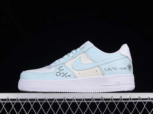320CW2288303AIR FORCE 1 07 WHITEBEIGELIGHT GREENWOMAN3639MAN4045