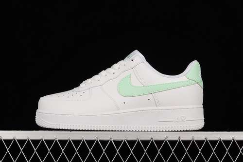 320CT3839105AIR FORCE 1 LOW 07 WHITEWHITEMINT GREENWOMAN3639MAN4045