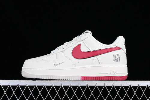 320BS9055732AIR FORCE 1 07 LOW WHITEREDWOMAN3639MAN4045