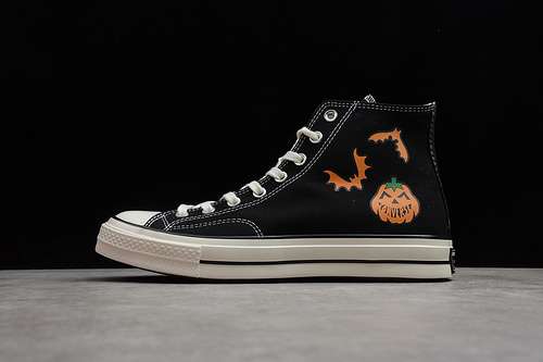 230162050CCHUCK TAYLOR ALLSTAR HIGH 70S BLACKWHITEORANGEWOMAN3539MAN4044