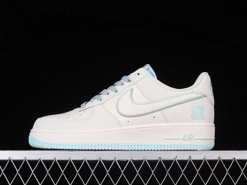 340HL5696789UNDEFEATED X AIR FORCE 1 LOW WHITEWHITEICE BLUEWOMAN3639MAN4045