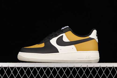 320CJ8899111AIR FORCE 1 LOW 07 BLACKWHITEYELLOWWOMAN3639MAN4045