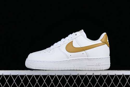 280DV3808101AIR FORCE 1 07 LOW WHITEGOLDWOMAN3639MAN4045