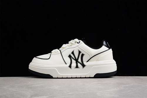 2803ASXCA12NCHUNKY CLASSIC MLB WHITEWHITEBLACKWOMAN35539MAN4044