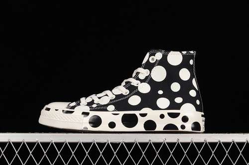 250A01182CCHUCK TAYLOR ALL STAR 70S HIGH POLKA DOTS BLACKEGRETBLACKWOMAN3539