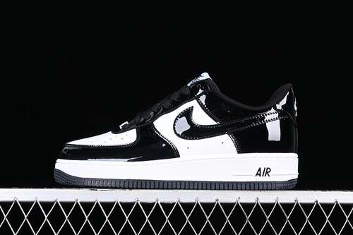 320HP3656588AIR FORCE 1 07 LOW WHITEBLACKWOMAN3639MAN4045