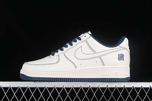 300CW2288111AIR FORCE 1 07 LOW OFF WHITEBLUEWOMAN3639MAN4045