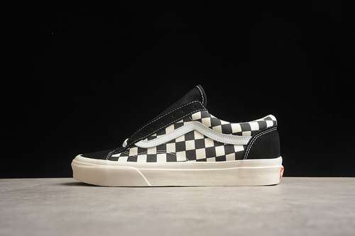 230VAULT OG STYLE 36 WHITEBLACKGREYWOMAN3539MAN4044