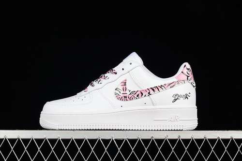 300CZ0270105AIR FORCE 1 LOW 07 ESSENTIAL WHITEPINKBLACKWOMAN3639